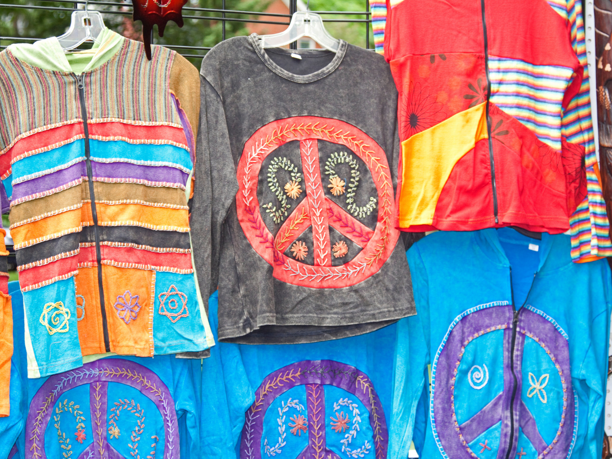 Hey Hippie… Don't make war, make love! Love, Freedom and Peace …