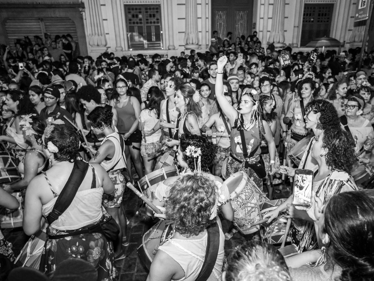 Rave bu Rave…